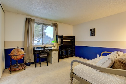 8455-w-79th-ave_bedroom02a